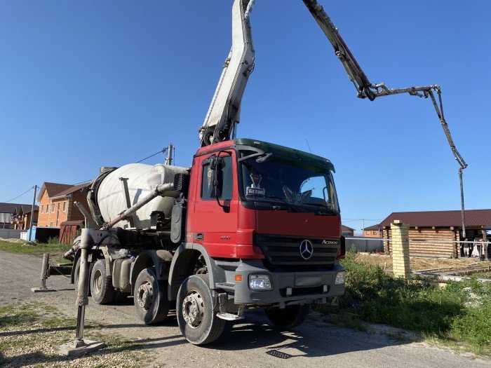 Подача бетона для заливки полов в бане в Самаре